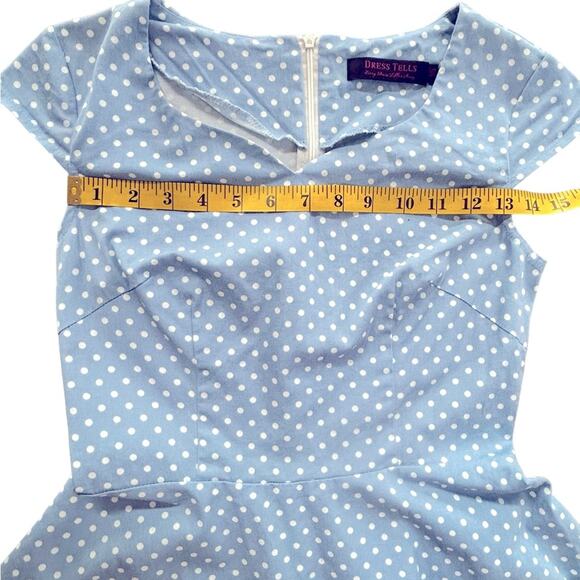 Dress Tells Size XS - Picture 7 of 8